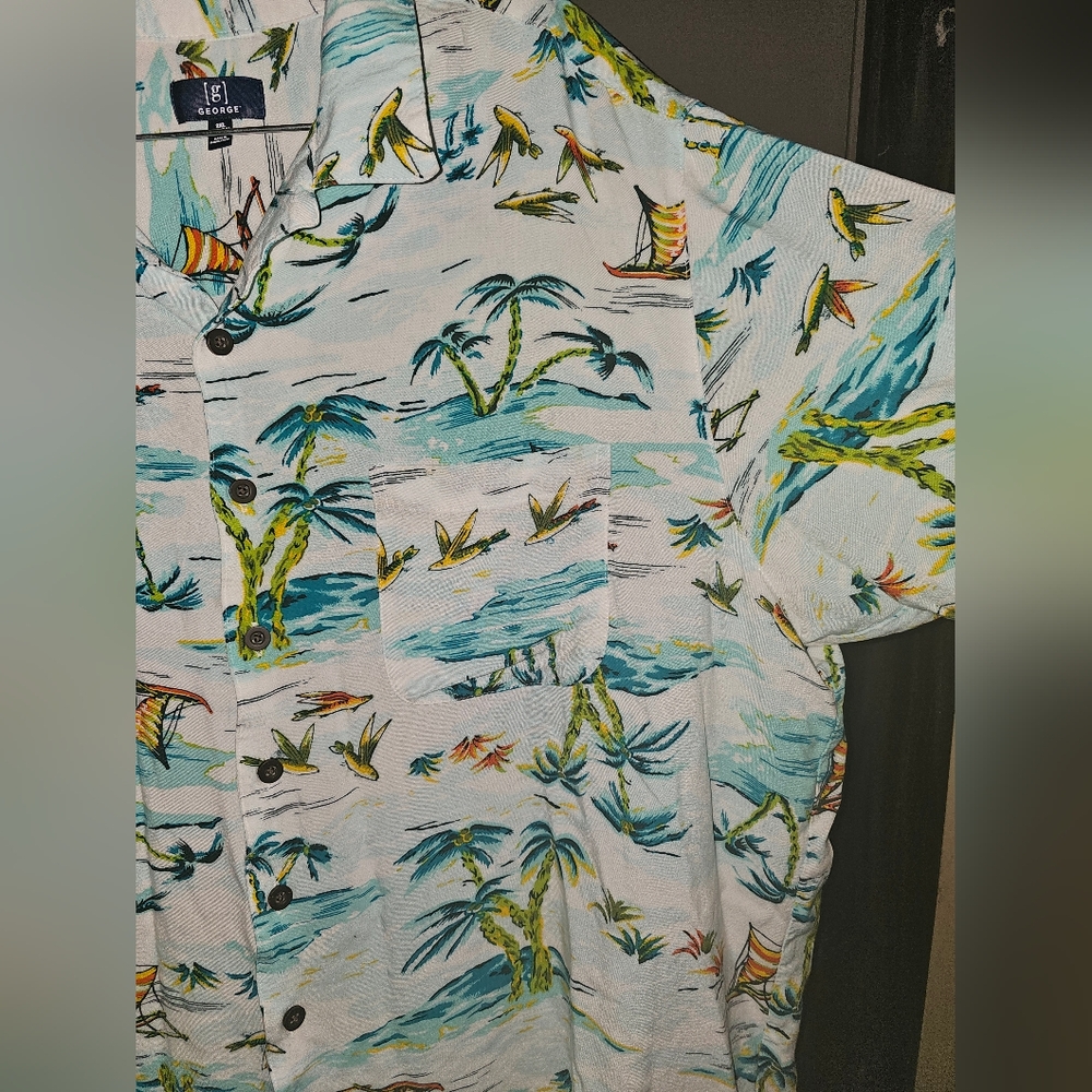 Tropical Print / Flying Fish Button-Up Shirt - Picture 4 of 5